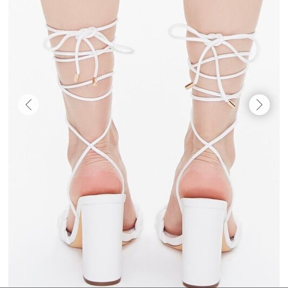 White block heels!!! With straps - Picture 3 of 4